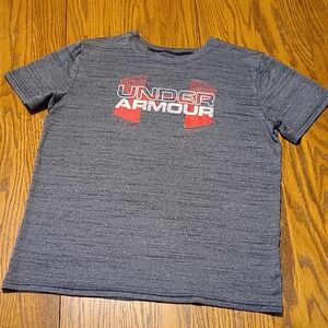 Under Armour Athletic Kids Gray T-Shirt - Boy's XL